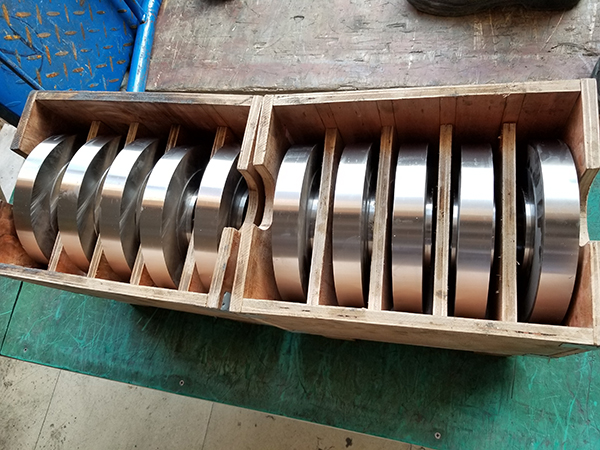 Hardware mold