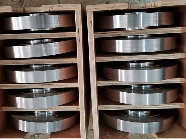 Hardware mold