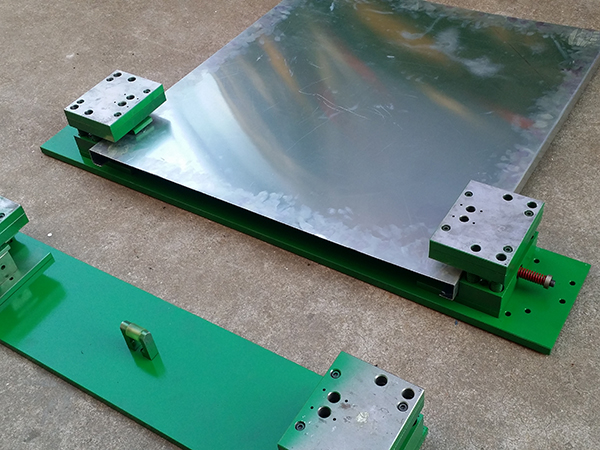 Hardware mold