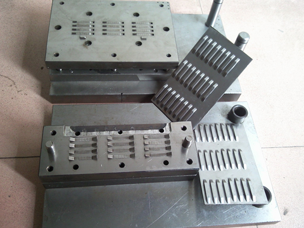 Hardware mold