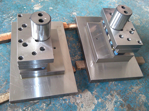 Hardware mold