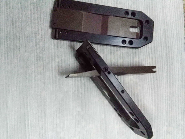 Turret punch clamp