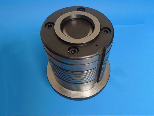 Domestic machine tool mold