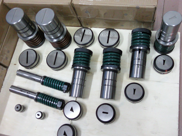 Domestic machine tool mold